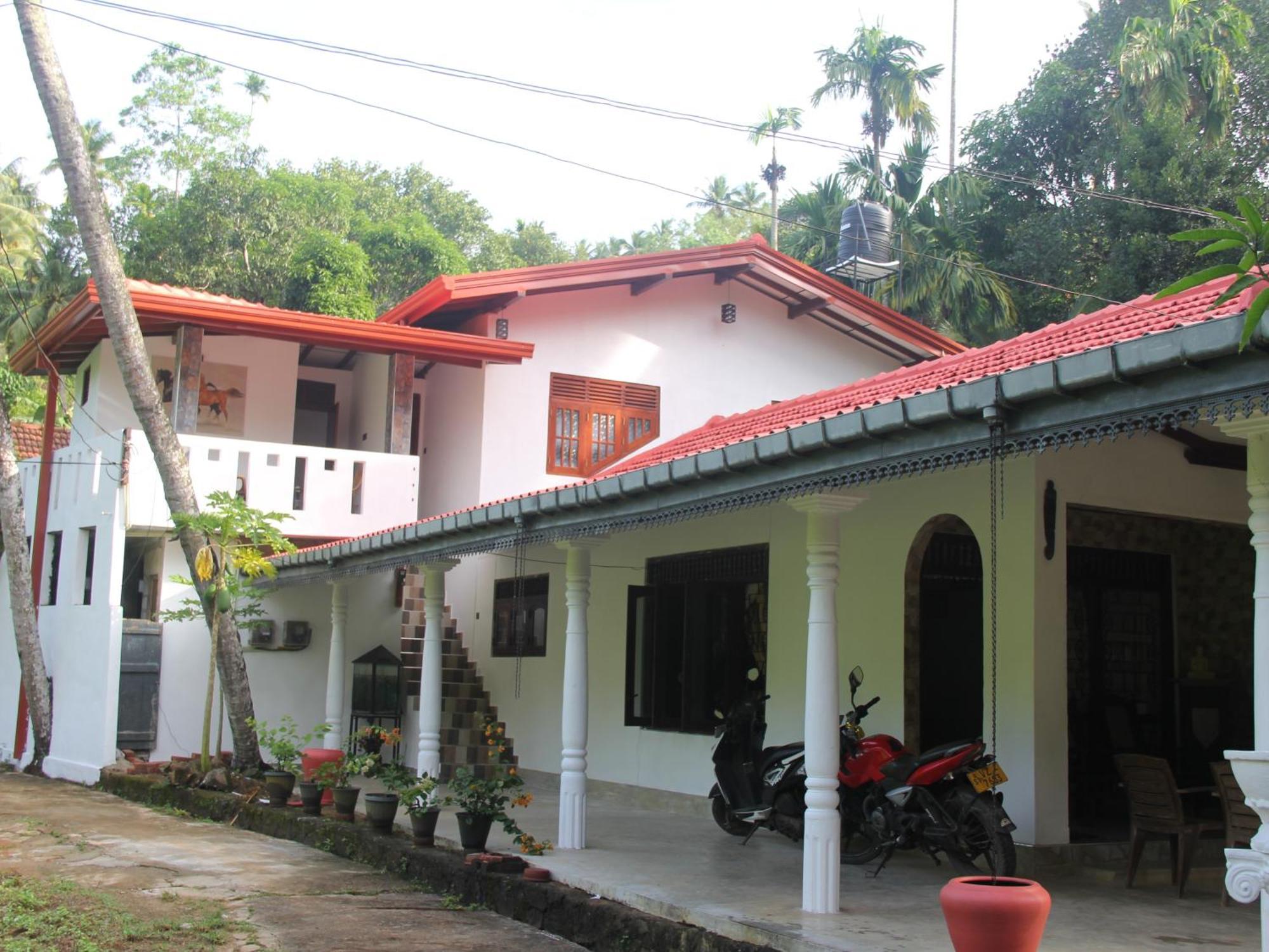 Sandaru Holiday Resort เวลิกามา ภายนอก รูปภาพ